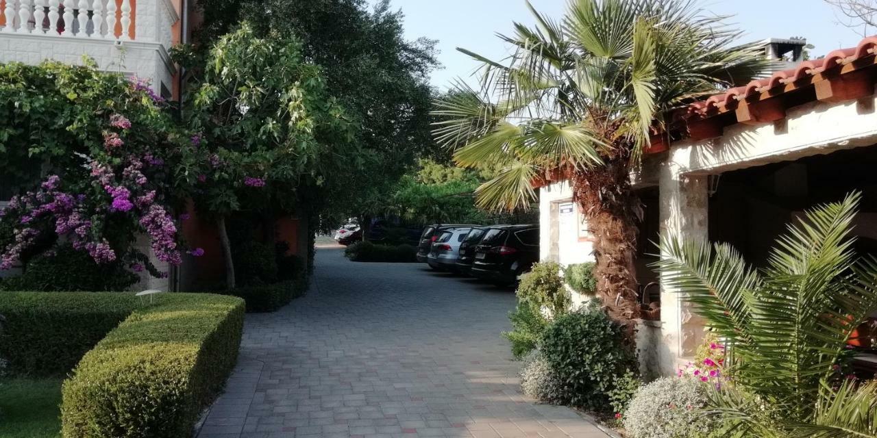 Apartmani Seka Vodice Exterior photo